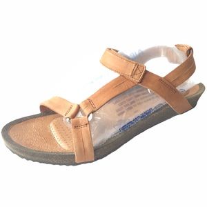 TEVA Size 8.5 Women Leather Tan Sandals Slingback